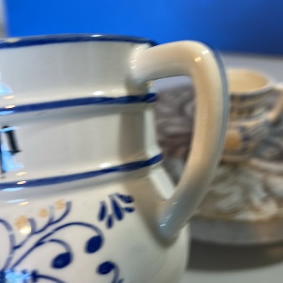 ROYAL SEALY FAINTING BEE   THREE MEASURING  CUPS  VINTAGE  HERITAGE JAPAN - Picture 8 of 9